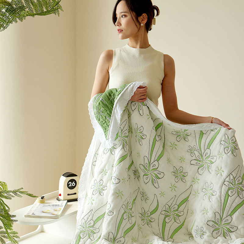 🛏️ BreeziComfort™ Bamboo Blanket
✨ Ultra-soft comfort for deeper, more peaceful rest